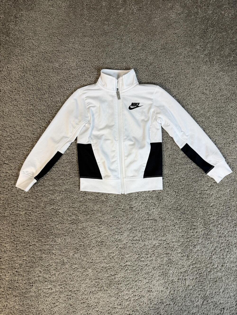 Nike Track Jacket Boys 4 White Black Full Zip Athletic Swoosh Logo Activewear